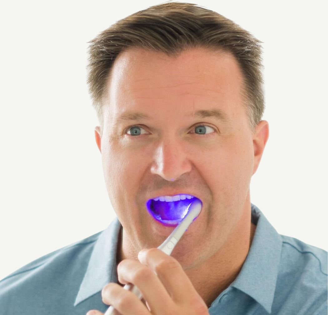 Brushing your teeth, gums, and tongue with the Oralucent electric is a unique and enjoyable experience. Our patented technology ensures maximum eye comfort when the brush is out of your mouth and maximum effect when the is in your mouth.